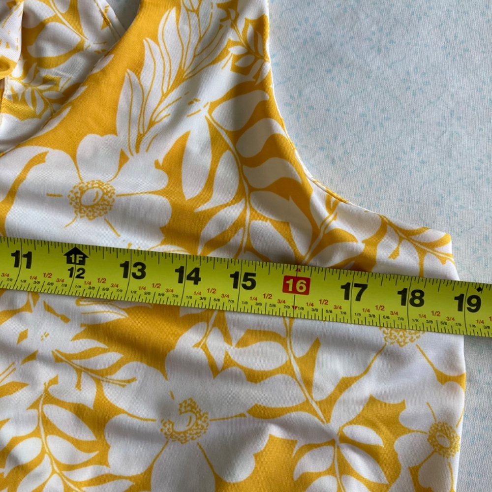Beach break Women’s floral dress - Picture 6 of 7